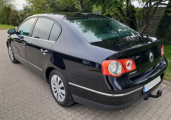 Volkswagen Passat cena 10900 przebieg: 354000, rok produkcji 2006 z Gostyń małe 67